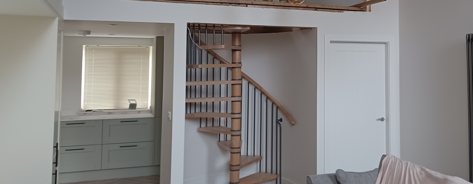 Space-saving spiral staircase making the most of every inch 